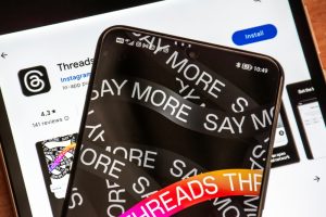 new Threads app logo on cellphone